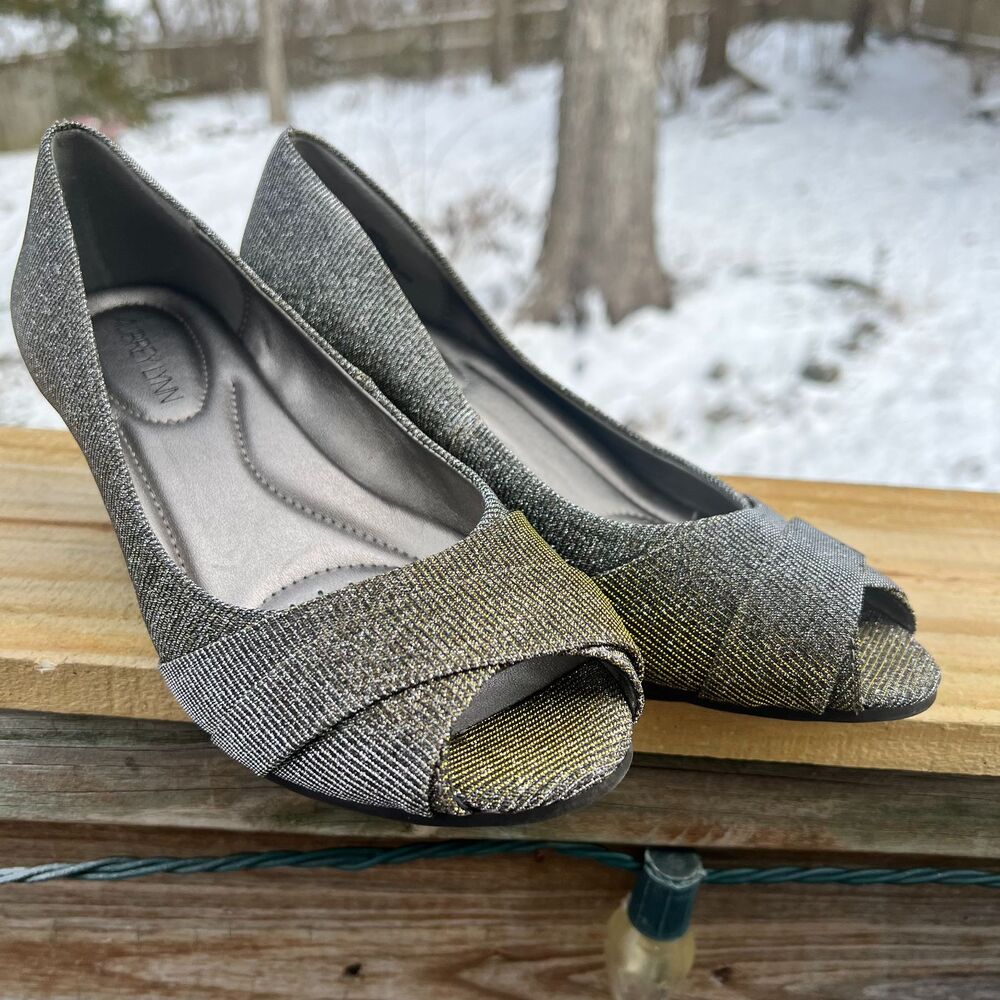 Aubrey Lynn  Abbey Dark Gold/Pewter Women’s Evening Glitter Pumps Size 6.5